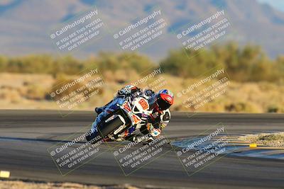 media/Nov-17-2024-CVMA (Sun) [[1fec520723]]/Race 18-Supersport Middleweight/